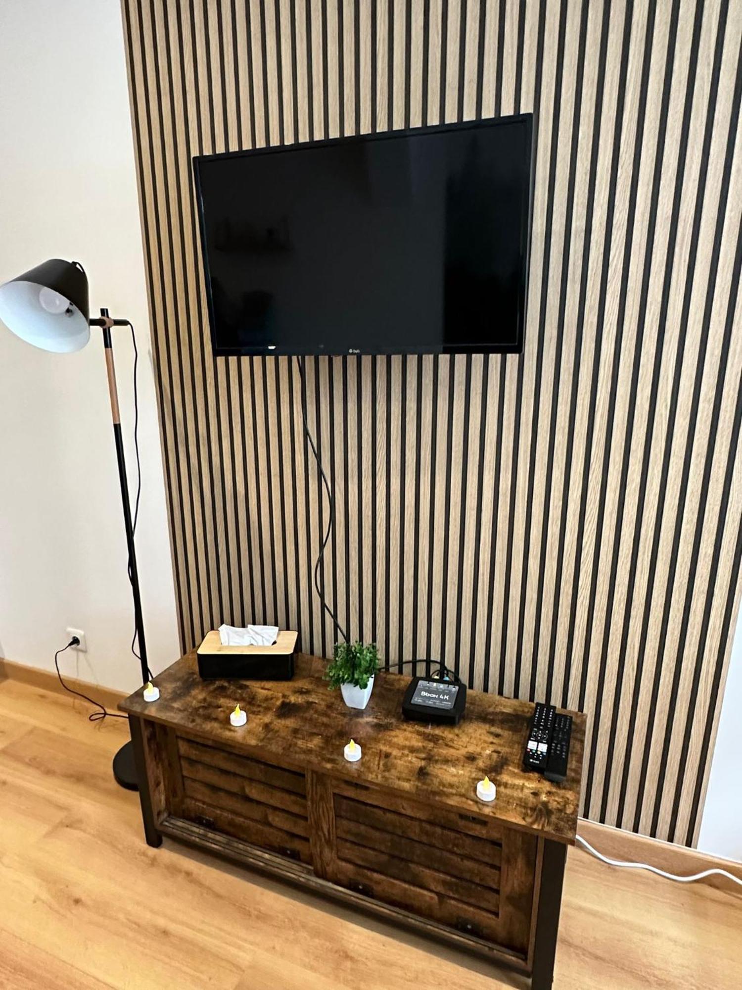 La Sapiniere Apartment Troyes Bagian luar foto